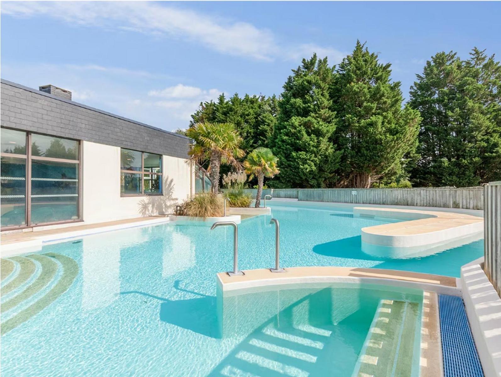 Cottage Dans Village Normandy Garden Pierre & Vacances Branville Luaran gambar